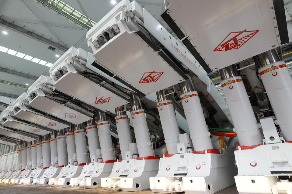 1686713575110377.jpg 1686622360288640.jpg