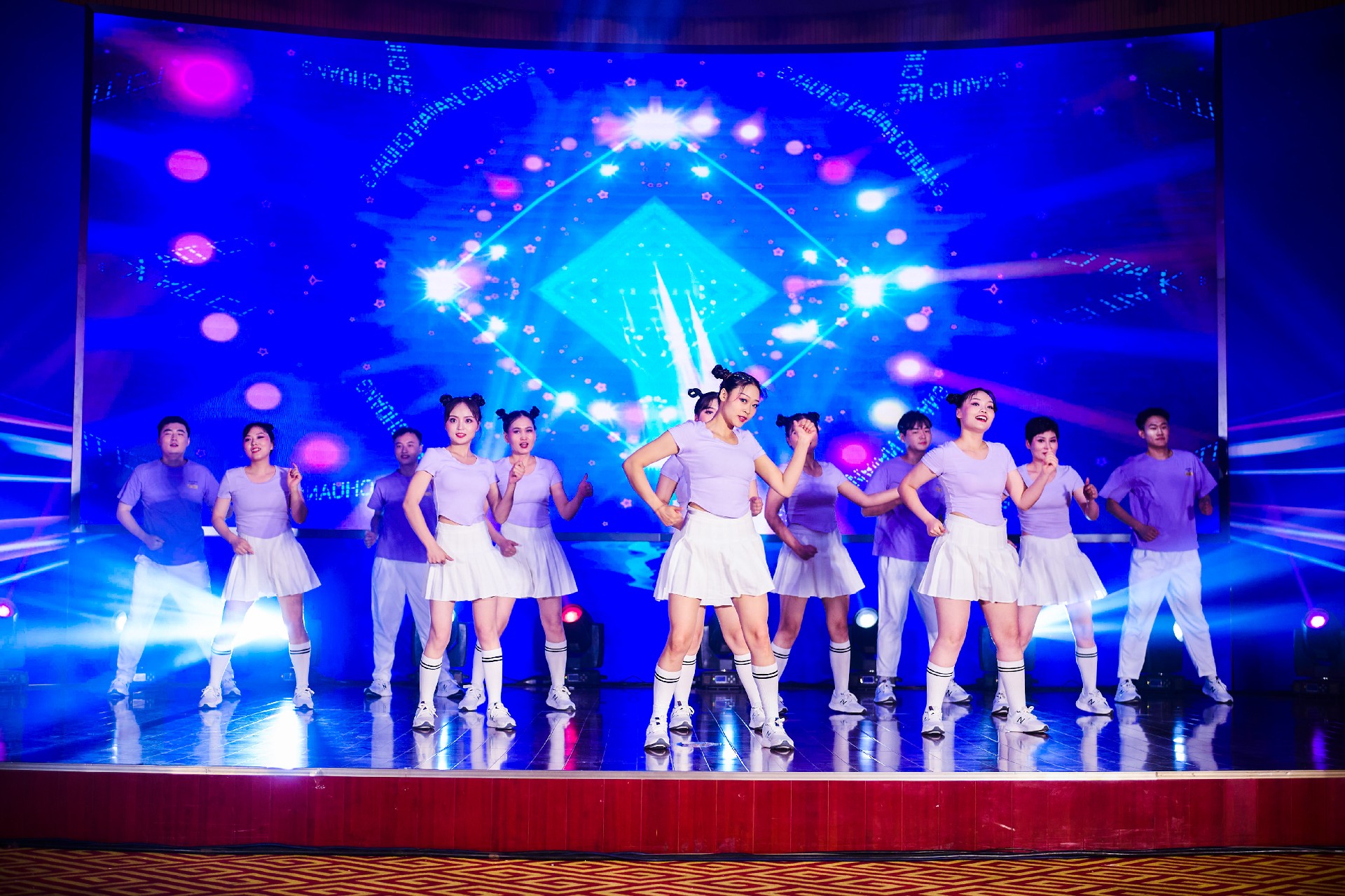 1694509301878217.jpg 14460798.jpg