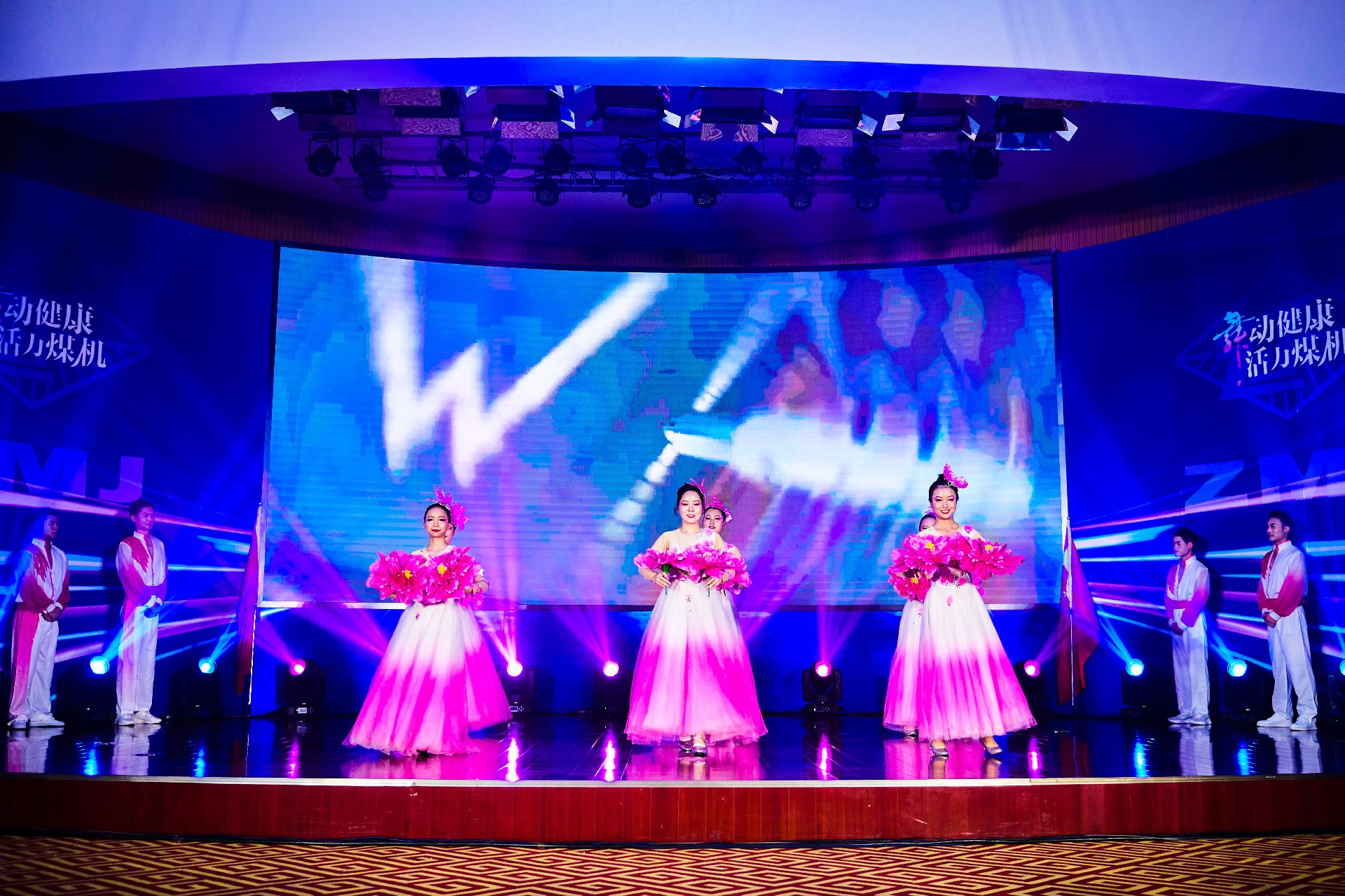 1694509503176726.jpg 15948333.jpg