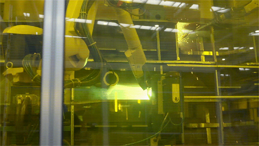 1728436857119584.gif 5.gif